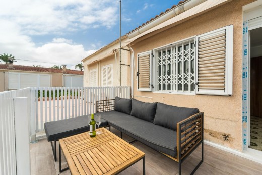 Sale - Casa Tipo Dúplex - Torrevieja - Playa de los Naufragos