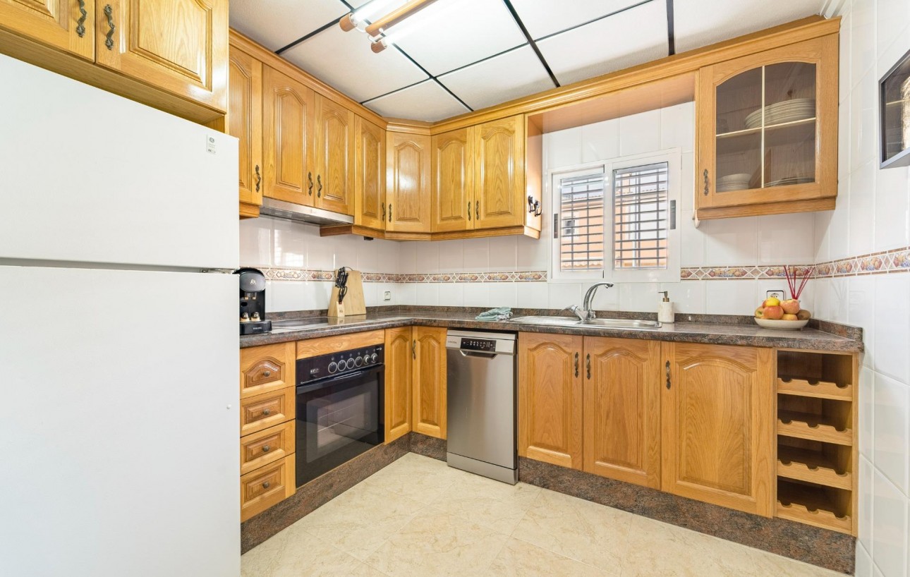 Sale - Casa Tipo Dúplex - Torrevieja - Playa de los Naufragos