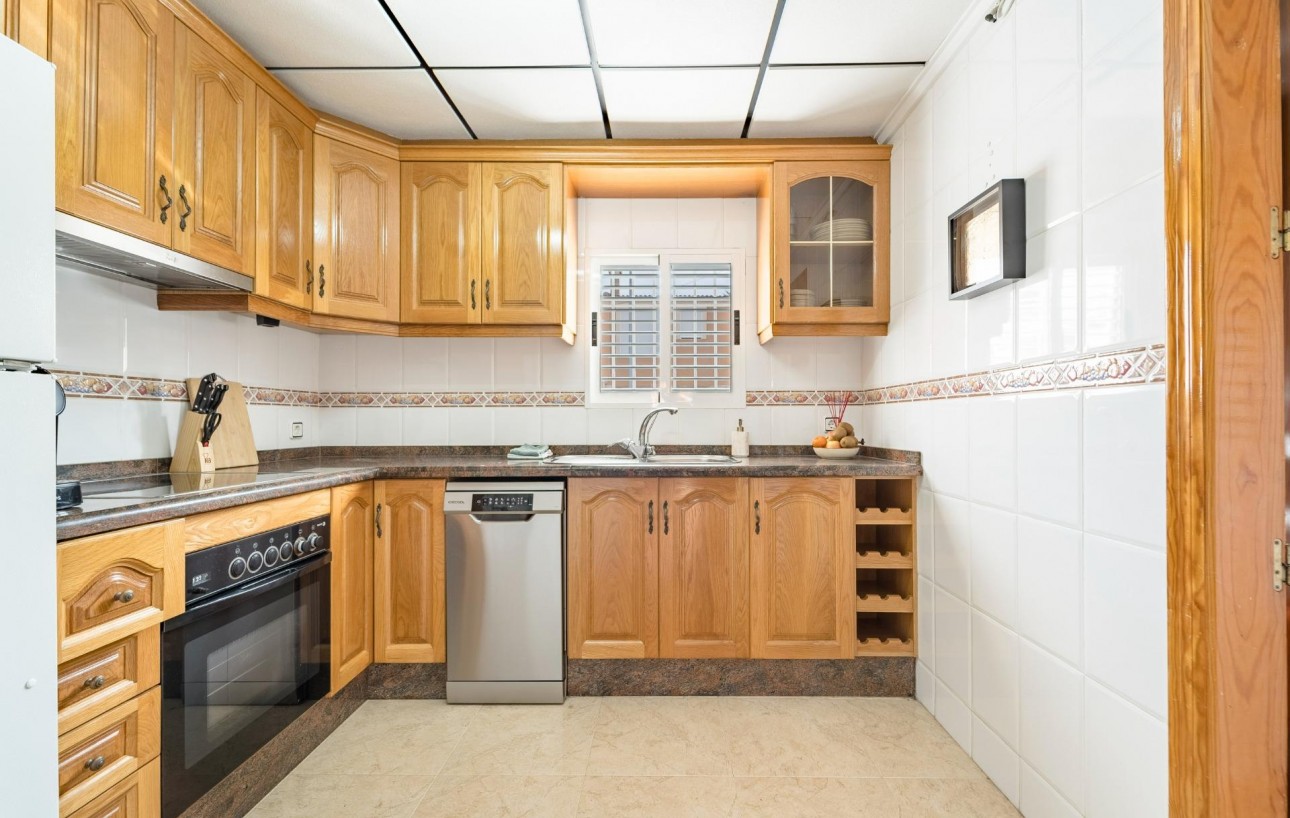 Sale - Casa Tipo Dúplex - Torrevieja - Playa de los Naufragos