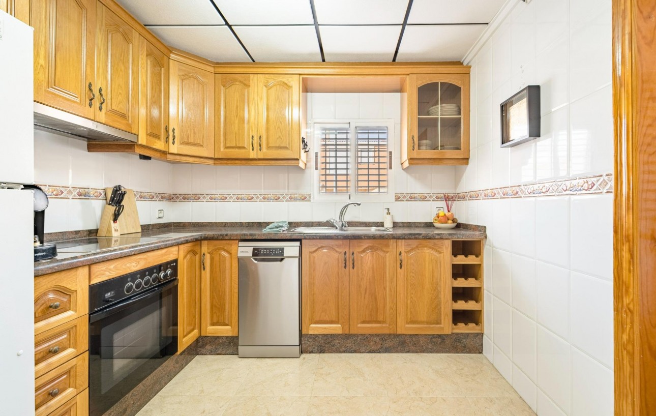 Sale - Casa Tipo Dúplex - Torrevieja - Playa de los Naufragos