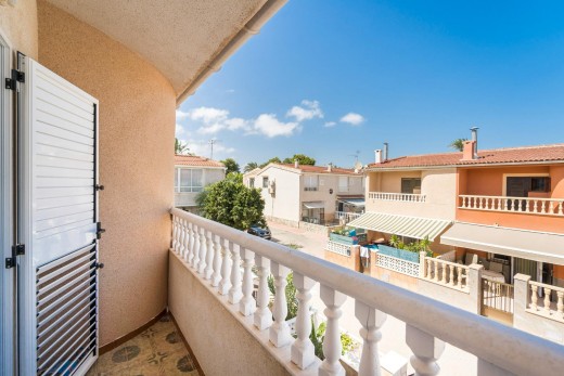 Sale - Casa Tipo Dúplex - Torrevieja - Playa de los Naufragos