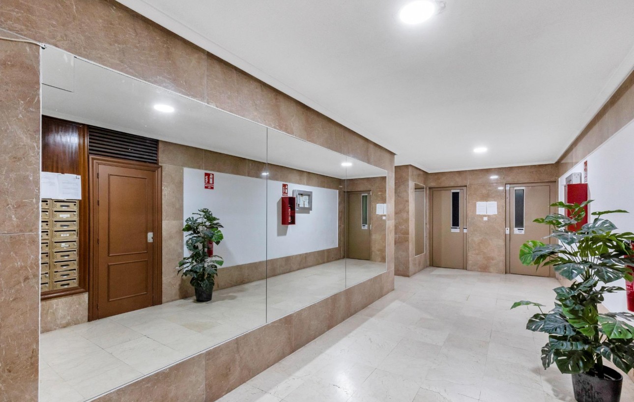 Sale - Apartment - Torrevieja - Playa del cura
