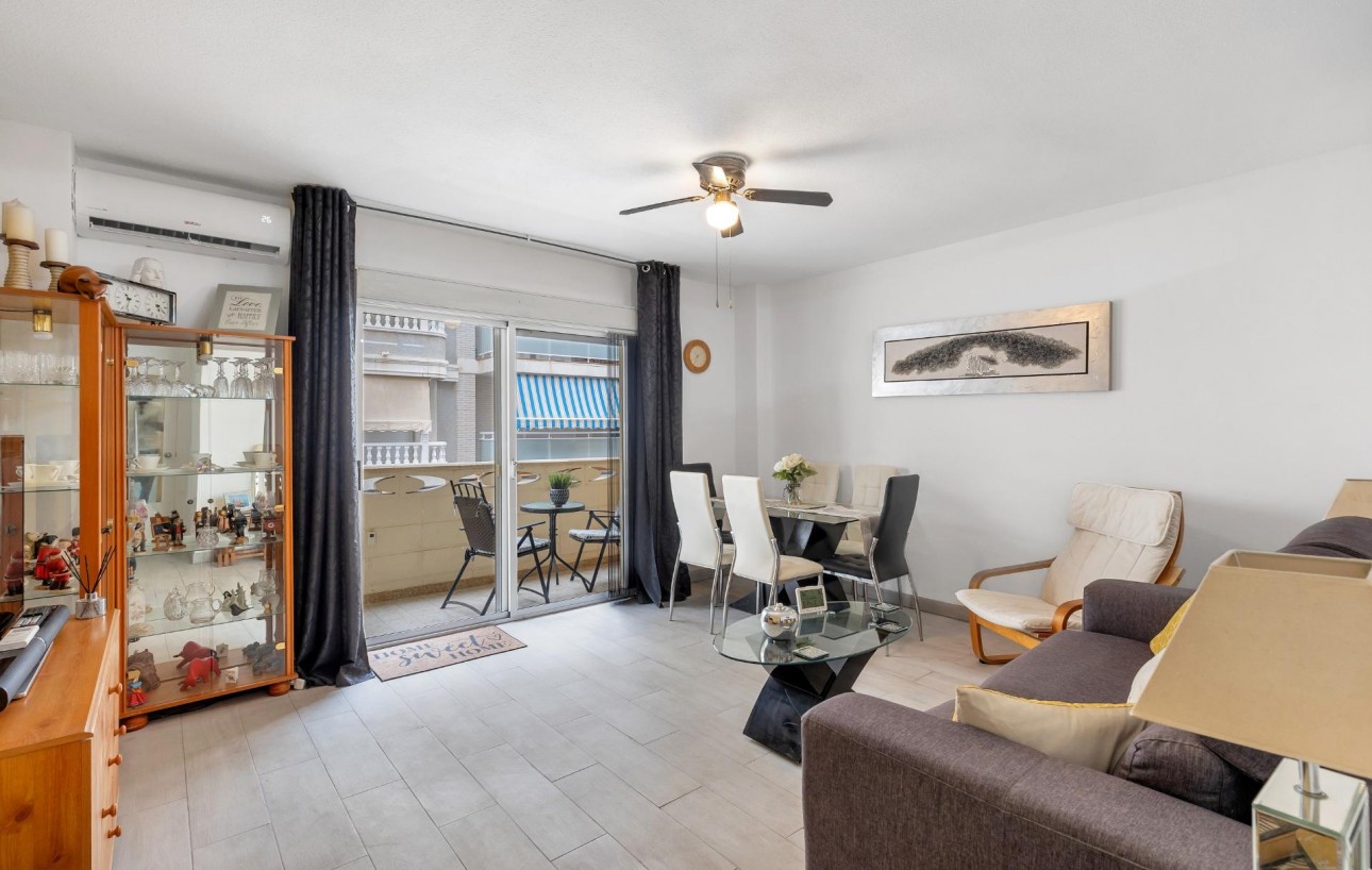 Sale - Apartment - Torrevieja - Playa del cura
