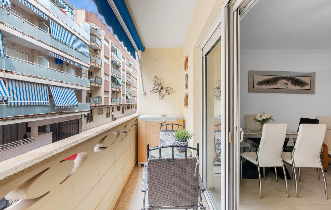 Sale - Apartment - Torrevieja - Playa del cura