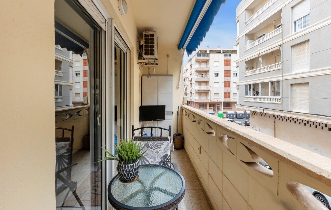 Sale - Apartment - Torrevieja - Playa del cura