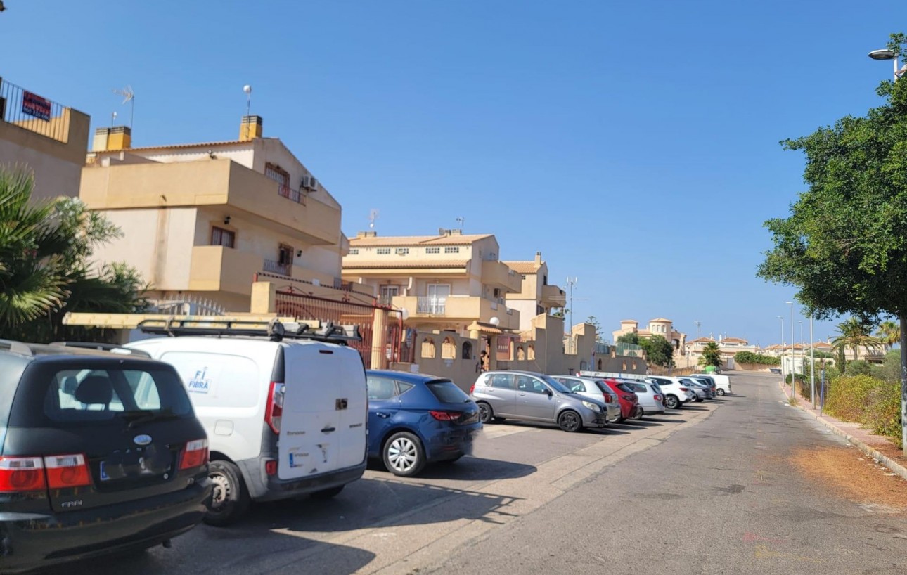 Sale - Townhouse - Orihuela Costa - Playa Flamenca