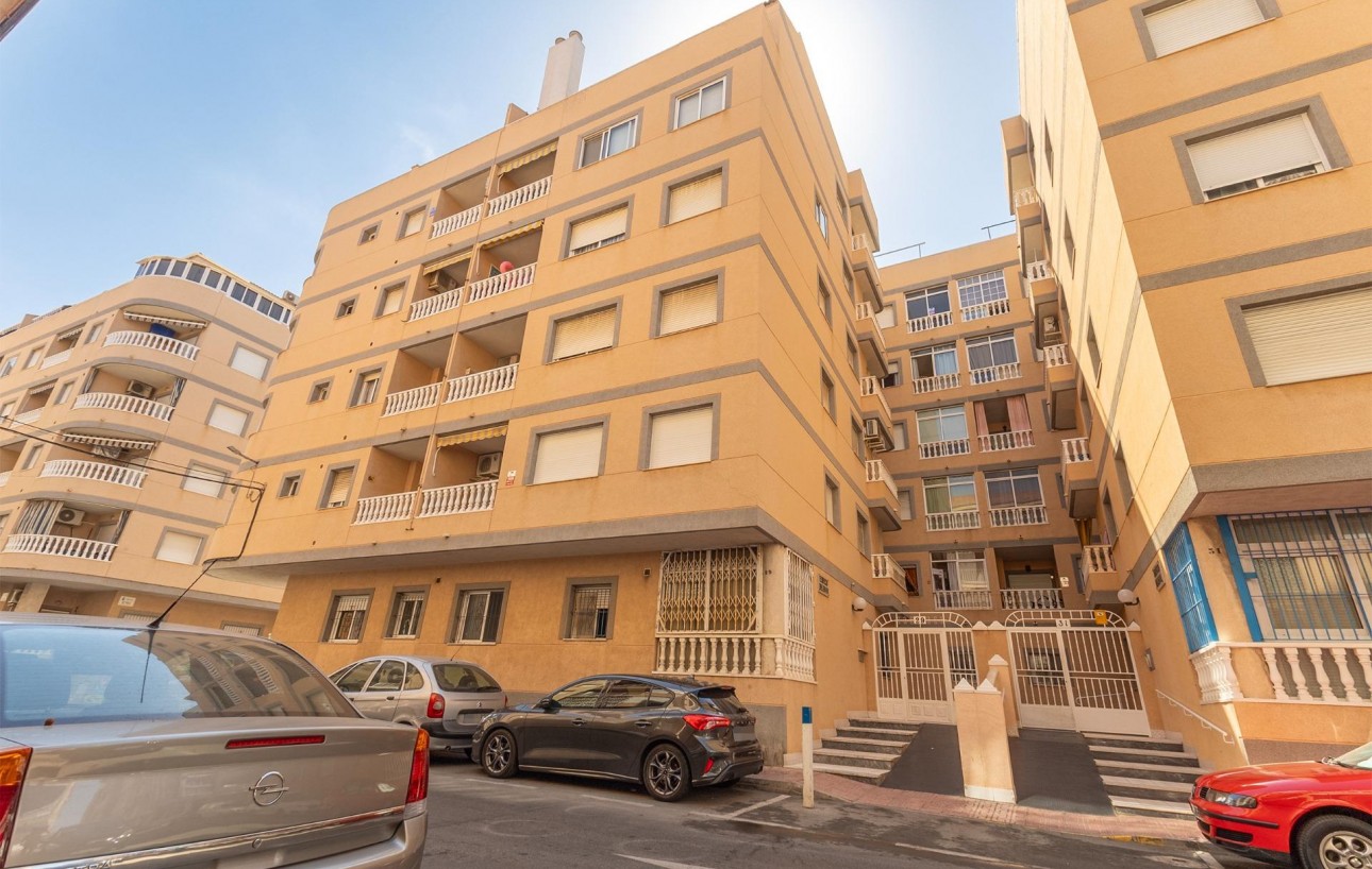 Sale - Apartment - Torrevieja - Acequion