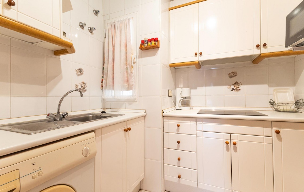 Sale - Apartment - Torrevieja - Acequion