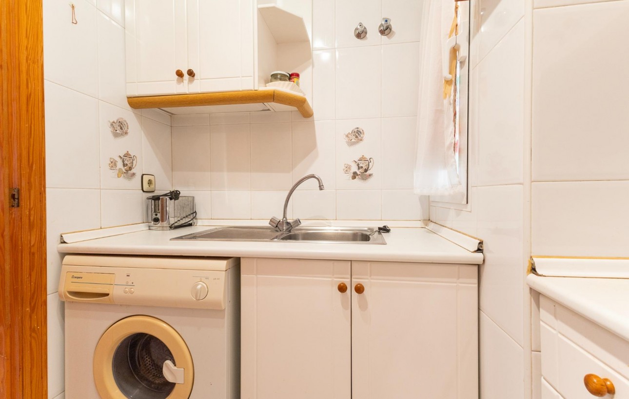 Sale - Apartment - Torrevieja - Acequion
