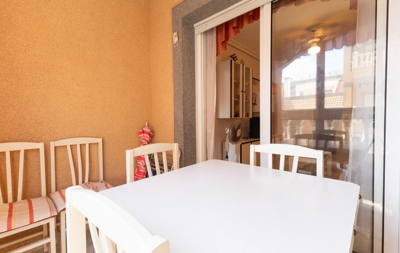 Sale - Apartment - Torrevieja - Acequion