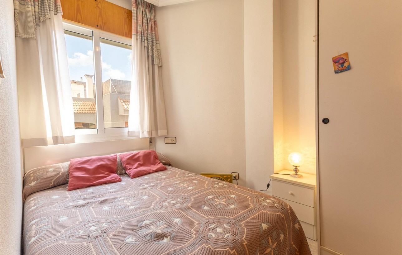 Sale - Apartment - Torrevieja - Acequion