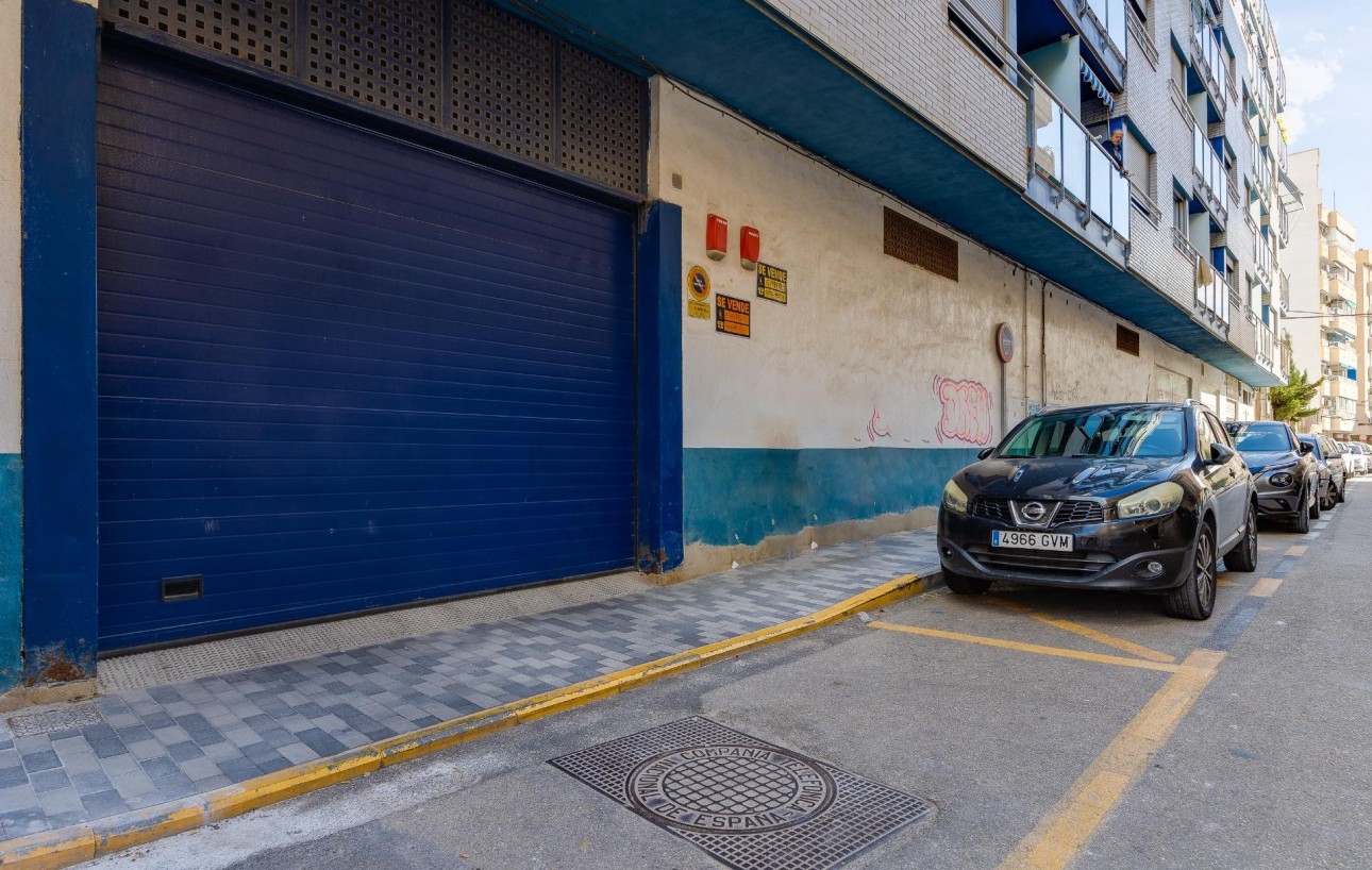 Resale - Garage - Torrevieja - Playa de los locos