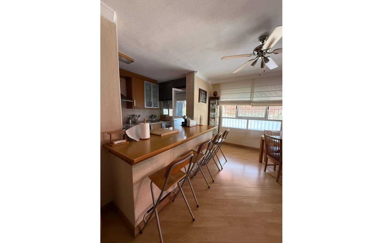 Revente - Appartement - Torrevieja - Acequion