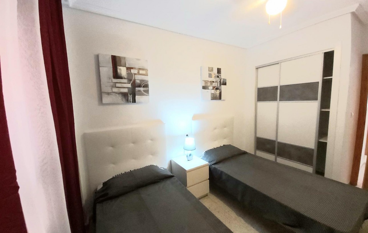 Revente - Appartement - Torrevieja - Acequion