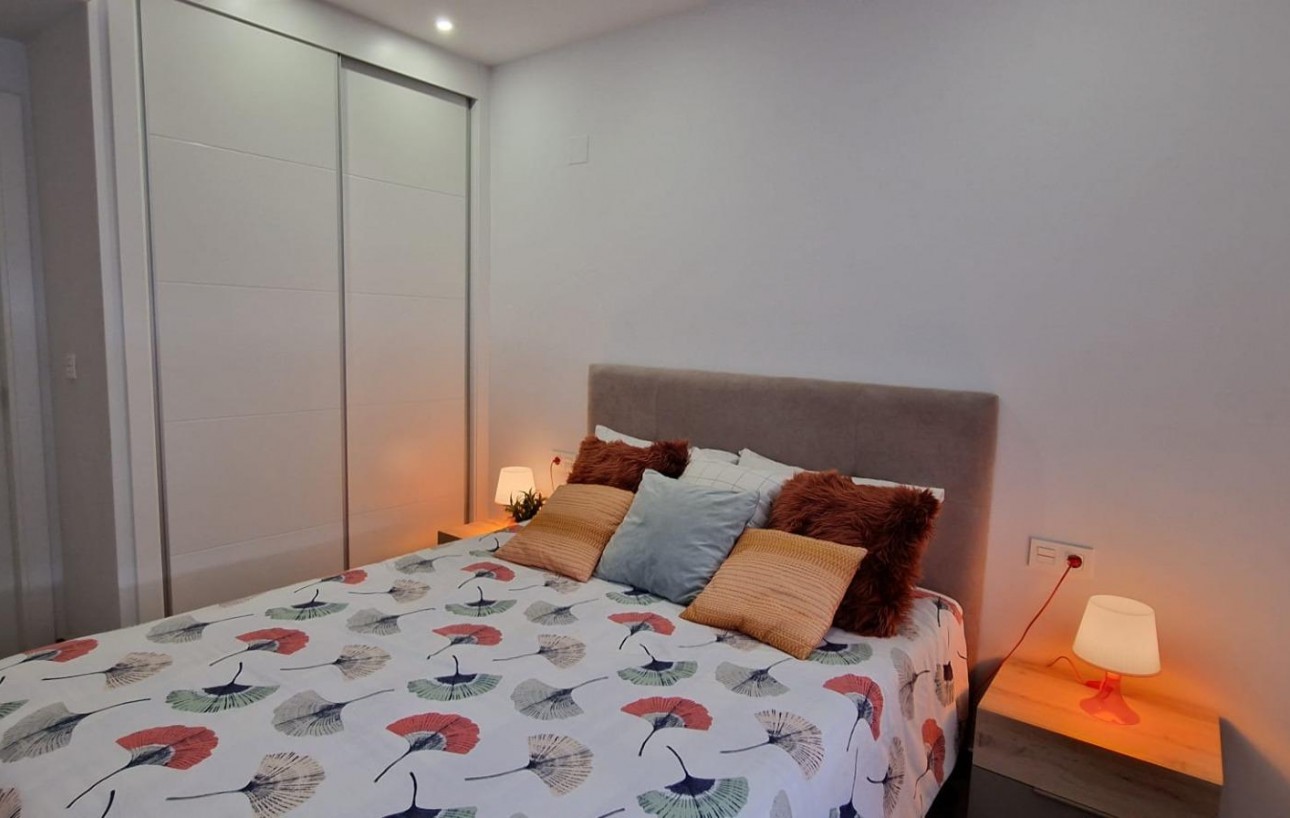 Revente - Appartement - Torrevieja - Centro