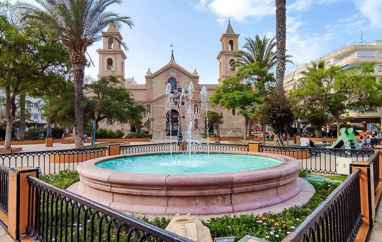 Revente - Appartement - Torrevieja - Centro