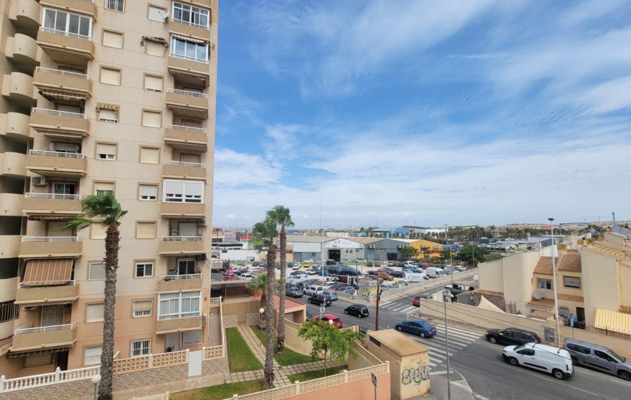 Revente - Appartement - Torrevieja - Nueva Torrevieja