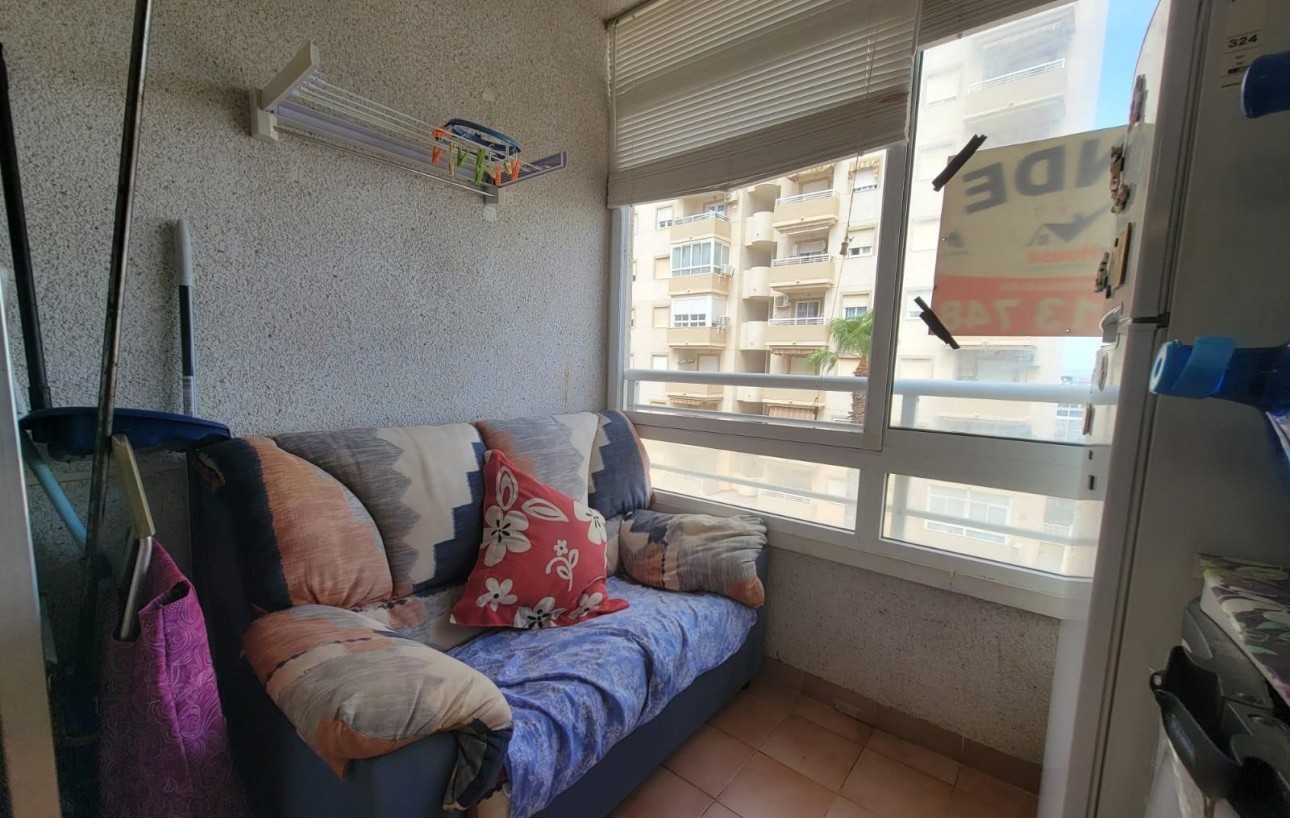 Revente - Appartement - Torrevieja - Nueva Torrevieja