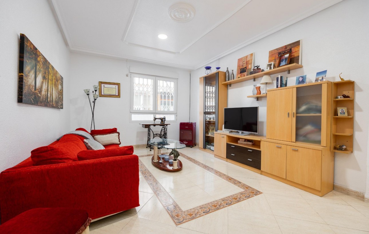 Revente - Planta baja - Torrevieja - Playa del cura