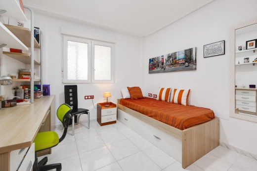 Revente - Planta baja - Torrevieja - Playa del cura
