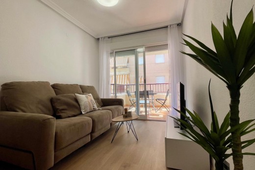 Sale - Apartment - Torrevieja - Centro