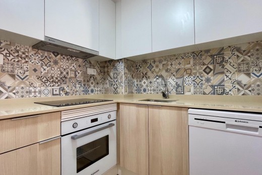 Sale - Apartment - Torrevieja - Centro