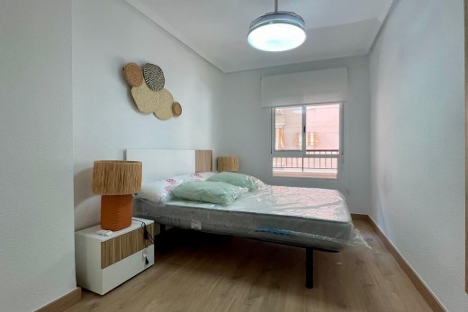 Sale - Apartment - Torrevieja - Centro