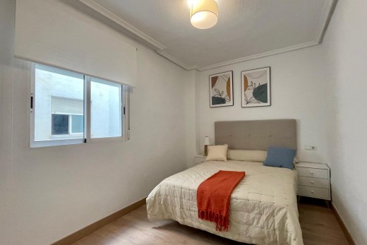 Sale - Apartment - Torrevieja - Centro