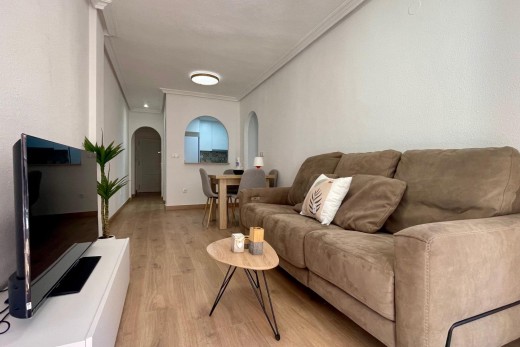 Sale - Apartment - Torrevieja - Centro