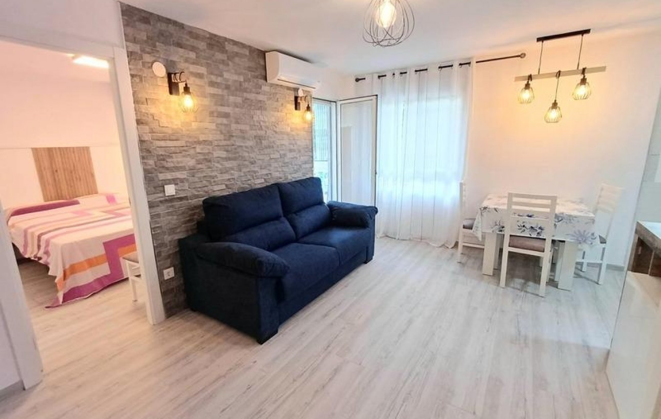 Resale - Lägenhet - Torrevieja - Acequion