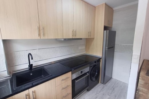 Resale - Lägenhet - Torrevieja - Acequion