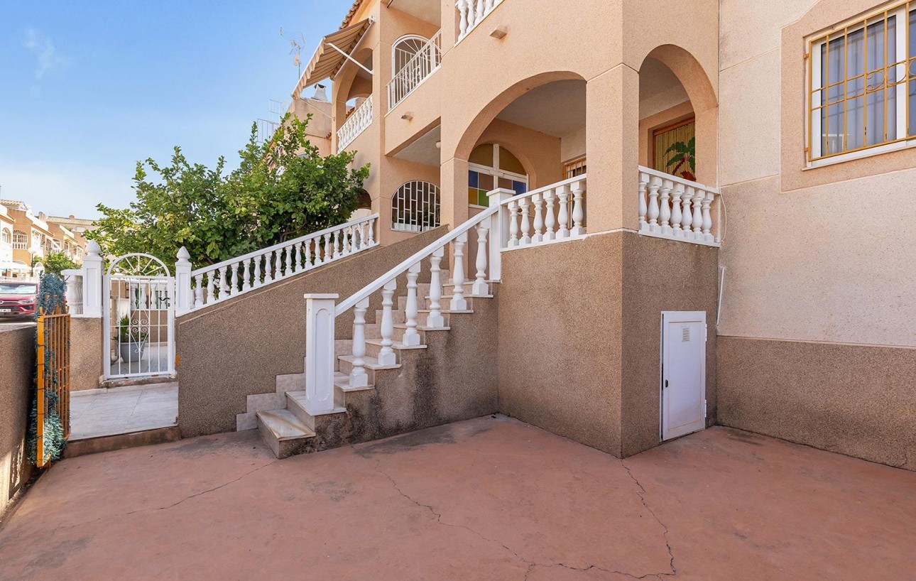 Resale - Bungalow - Torrevieja - Los Balcones - Los Altos del Edén