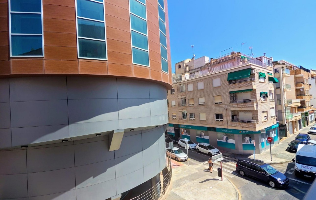 Sale - Piso - Torrevieja - Centro