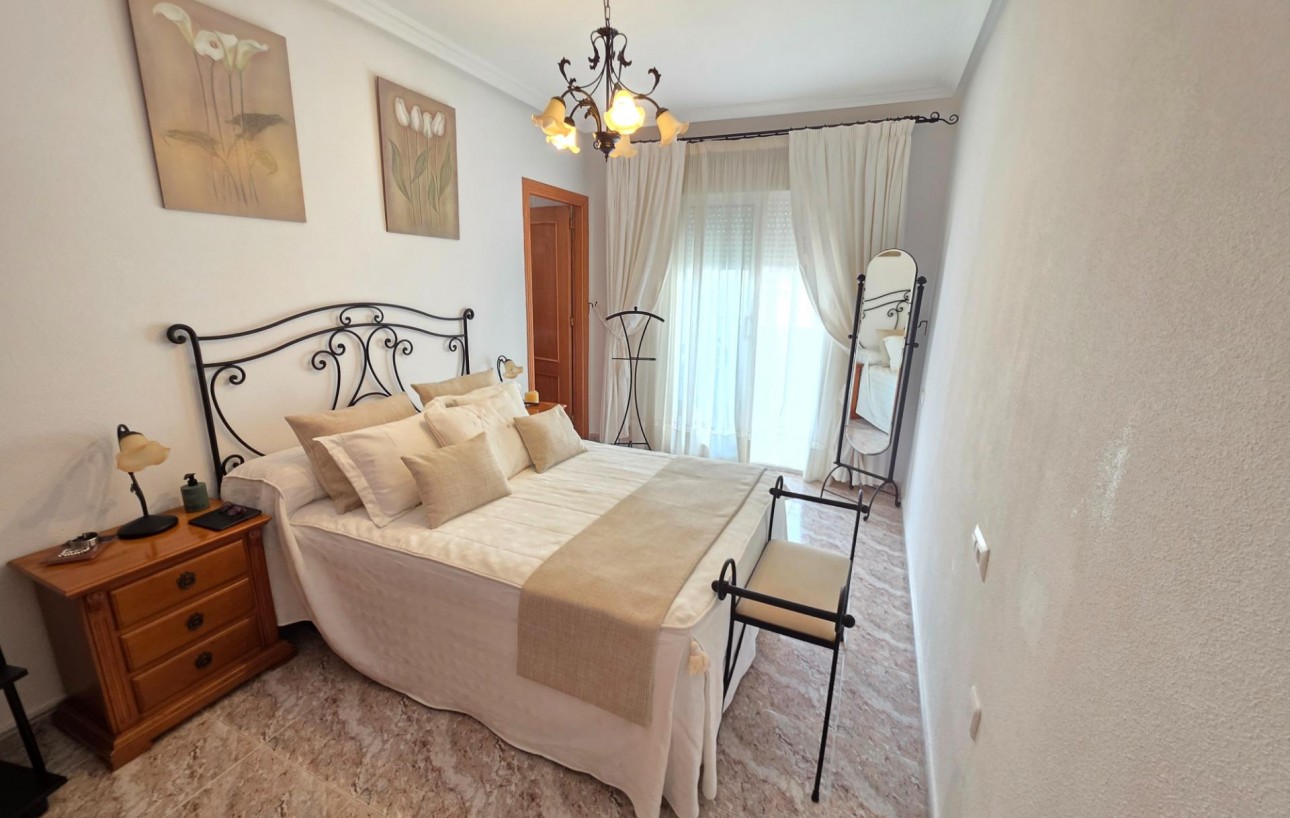 Venta - Apartamento - Torrevieja - Playa del cura