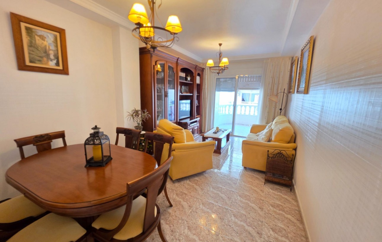 Venta - Apartamento - Torrevieja - Playa del cura