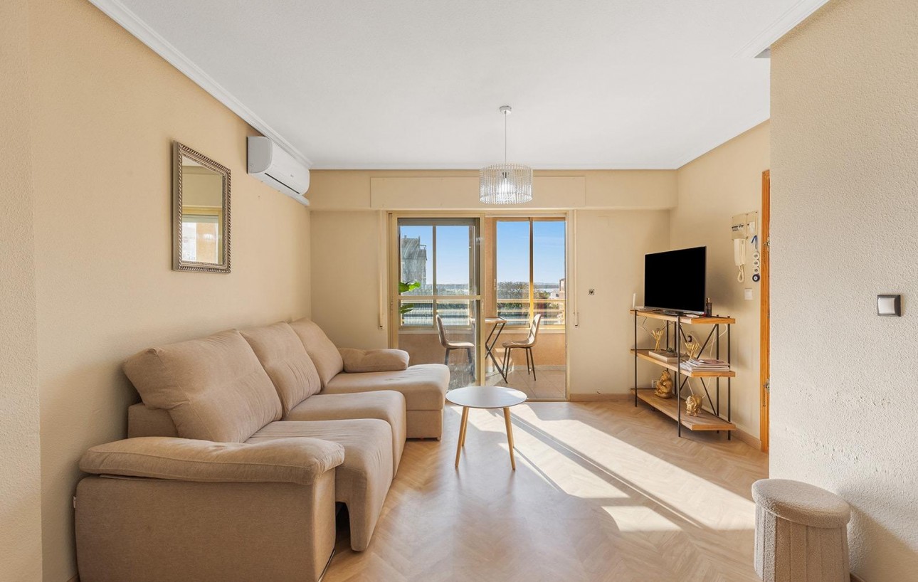 Resale - Ático Dúplex - Torrevieja - La Mata pueblo