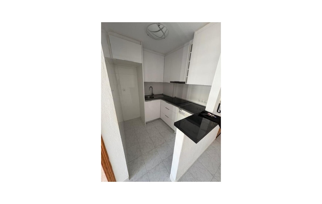 Resale - Lägenhet - Torrevieja - Acequion