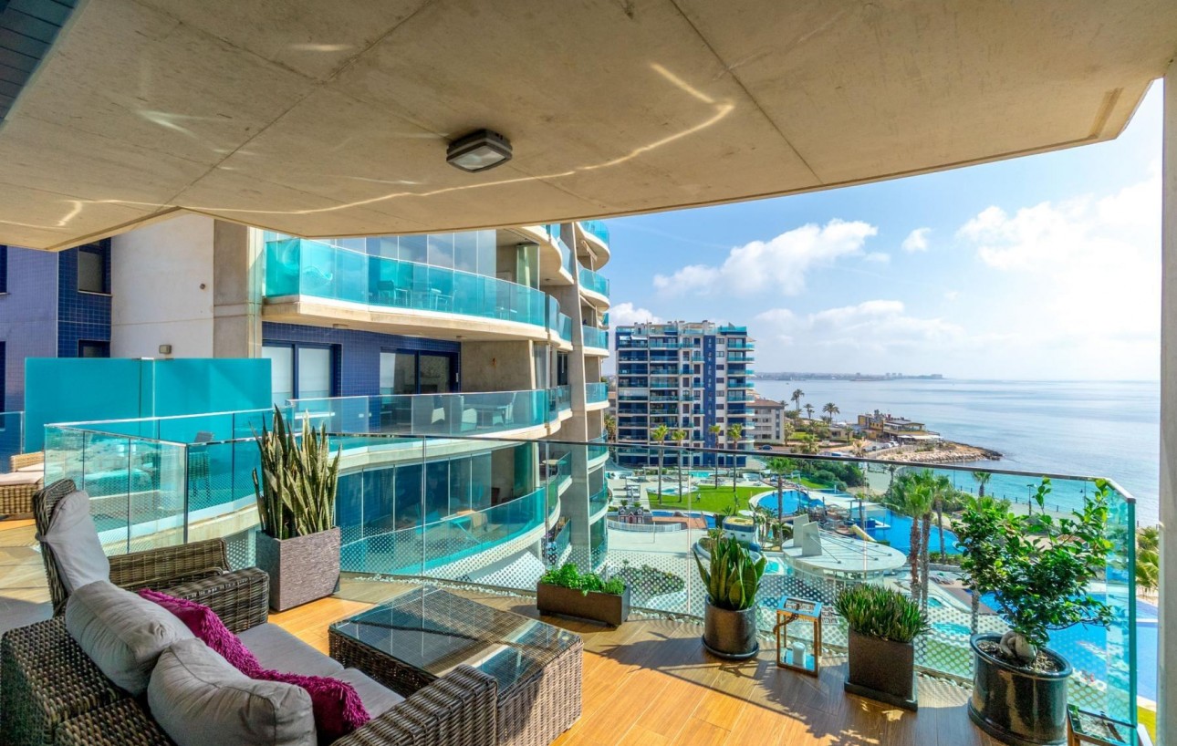 Resale - Lägenhet - Torrevieja - Punta prima