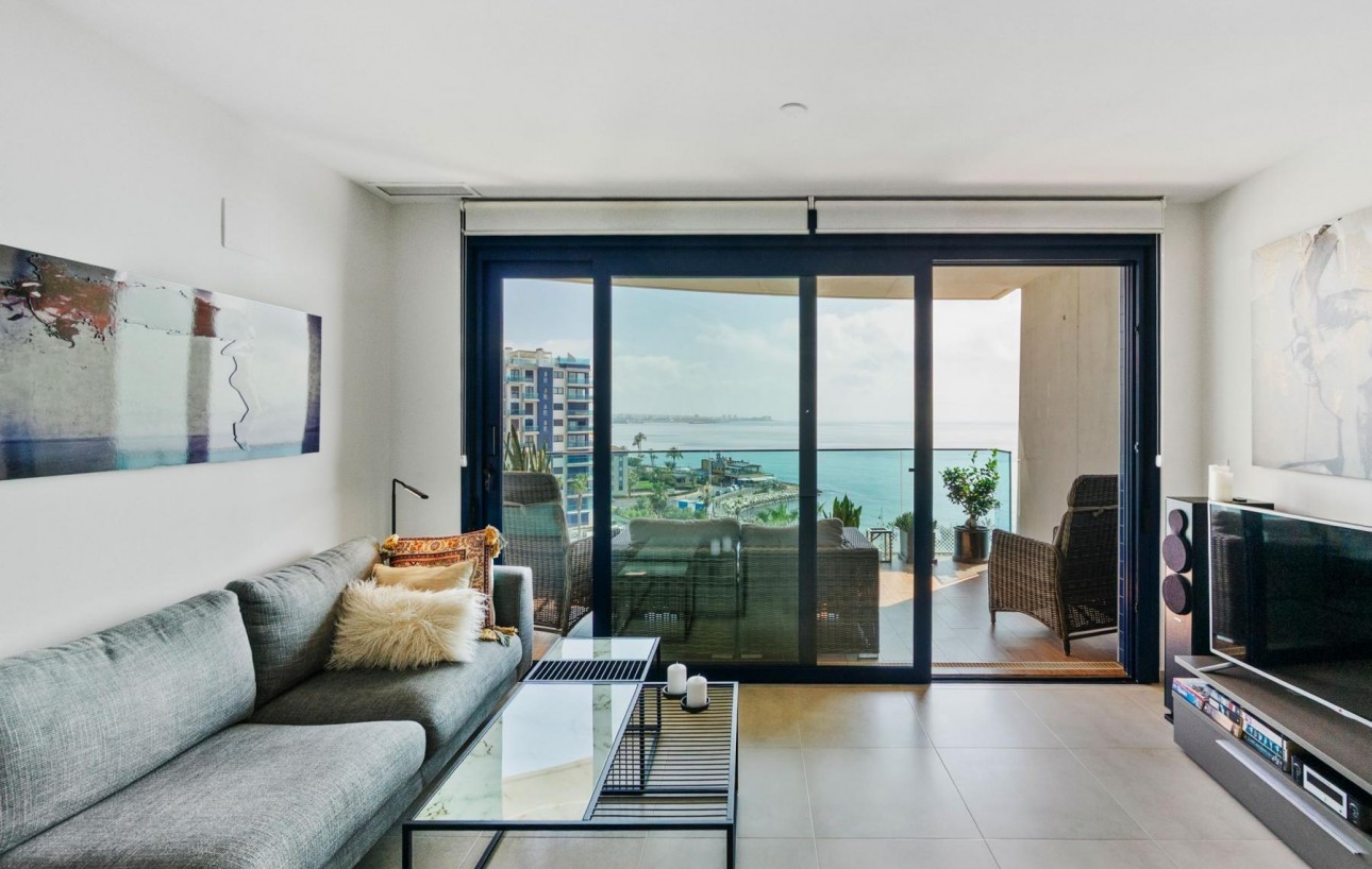 Resale - Lägenhet - Torrevieja - Punta prima