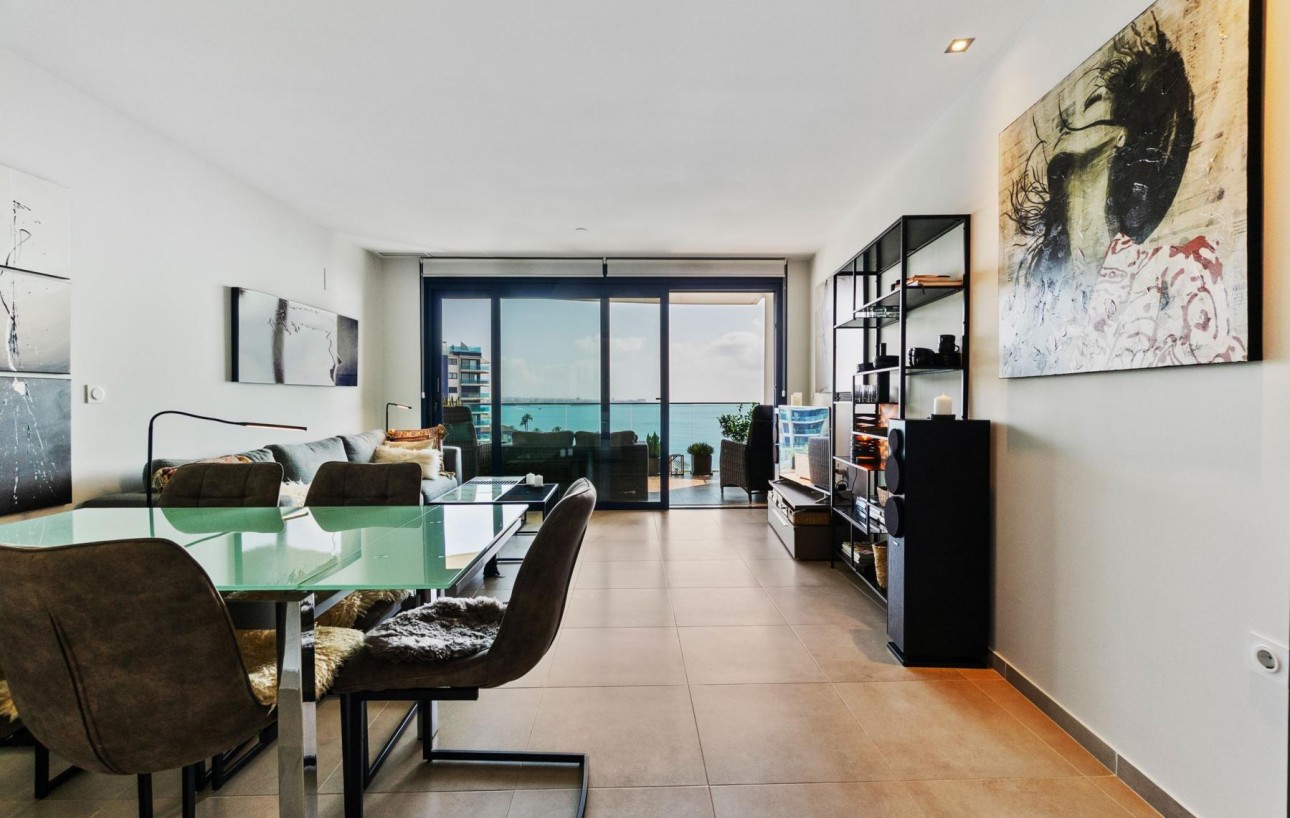 Resale - Lägenhet - Torrevieja - Punta prima