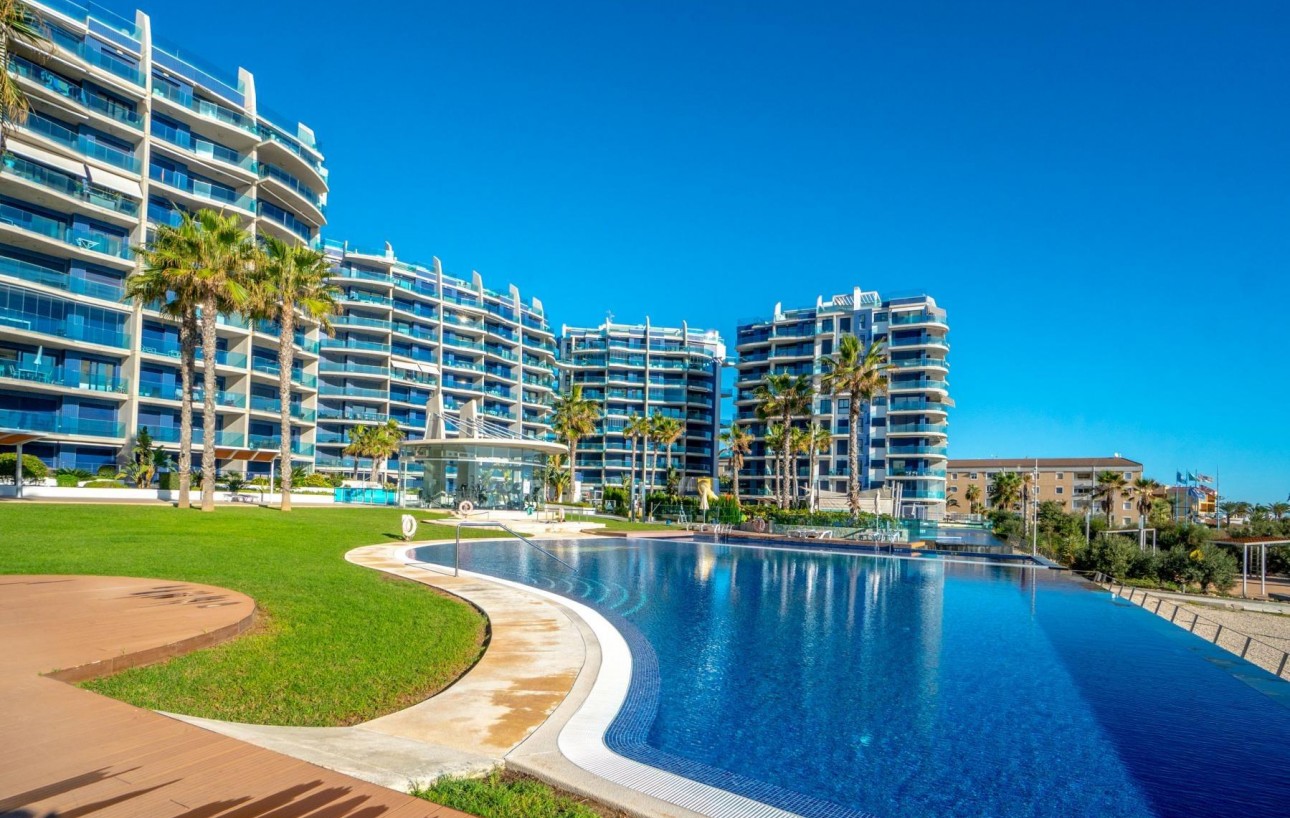 Resale - Lägenhet - Torrevieja - Punta prima
