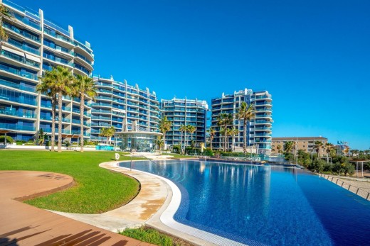 Resale - Lägenhet - Torrevieja - Punta prima