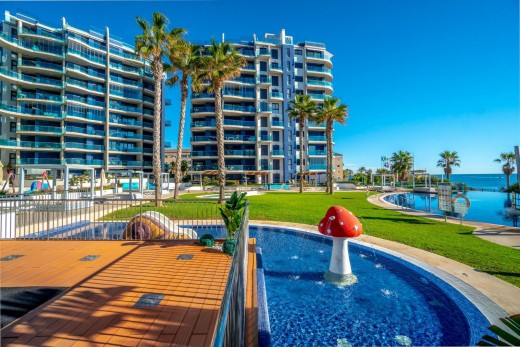 Resale - Lägenhet - Torrevieja - Punta prima