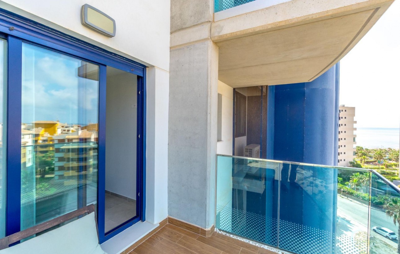 Resale - Lägenhet - Torrevieja - Punta prima
