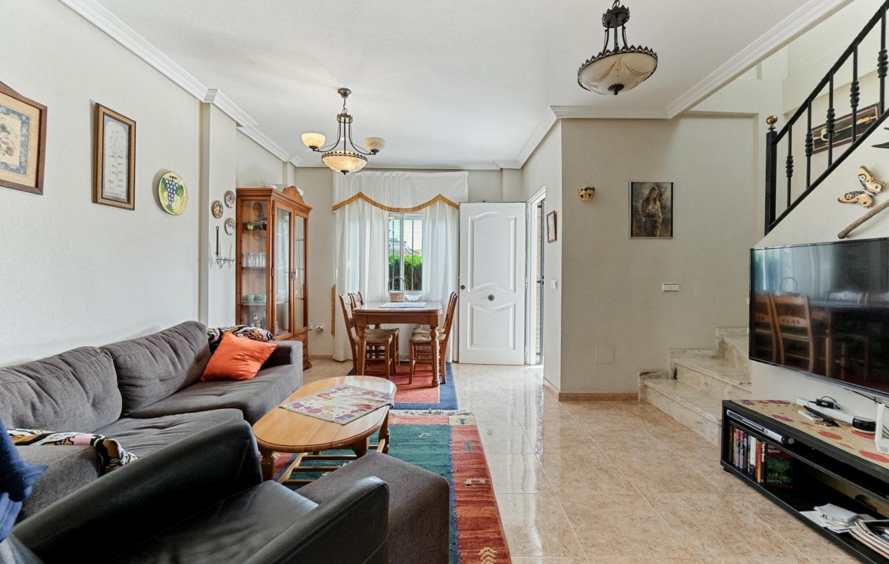 Venta - Chalet - Torrevieja - Zona los Frutales