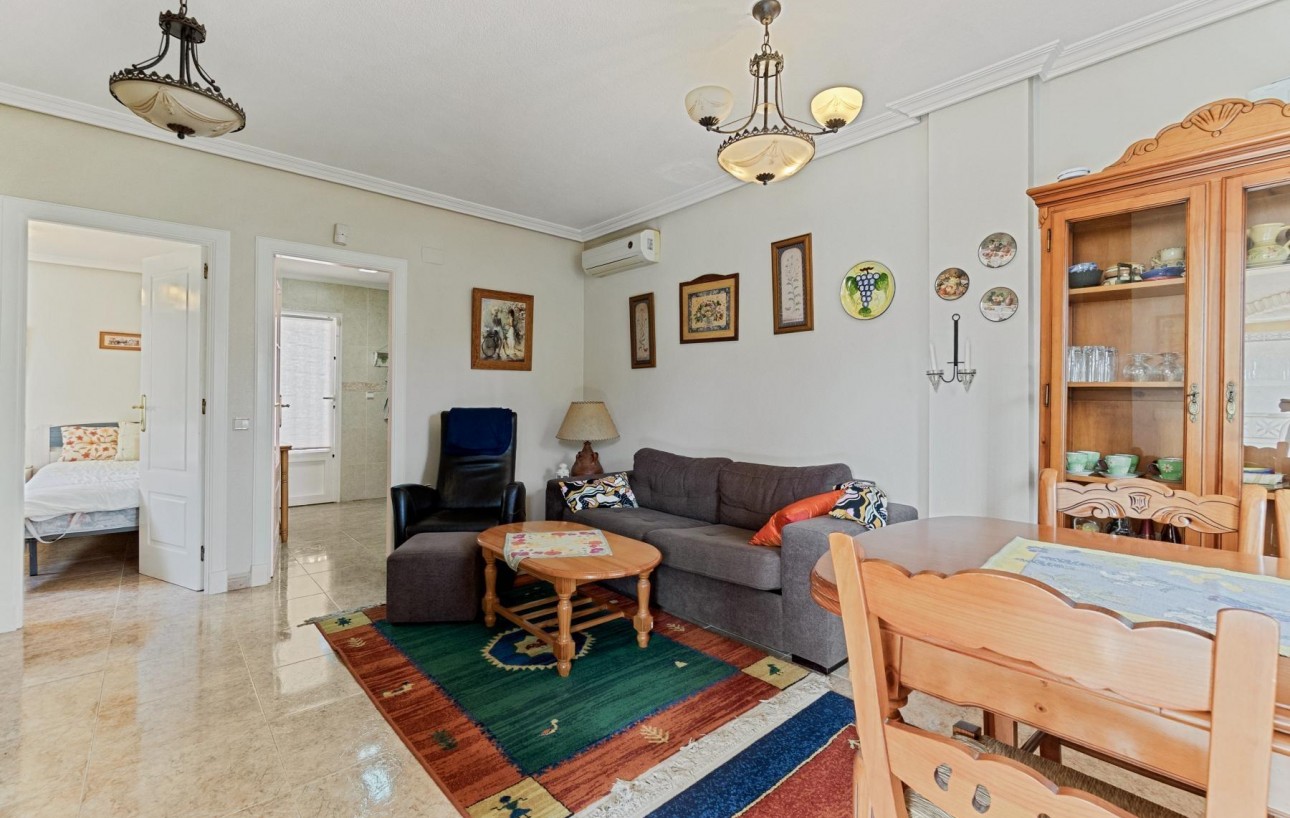 Venta - Chalet - Torrevieja - Zona los Frutales