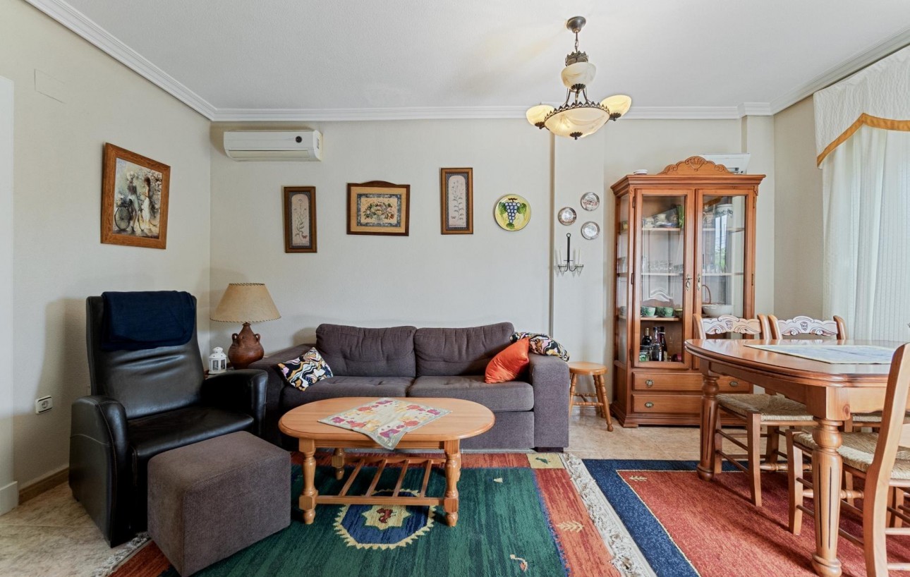 Venta - Chalet - Torrevieja - Zona los Frutales