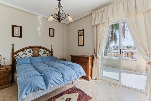 Venta - Chalet - Torrevieja - Zona los Frutales