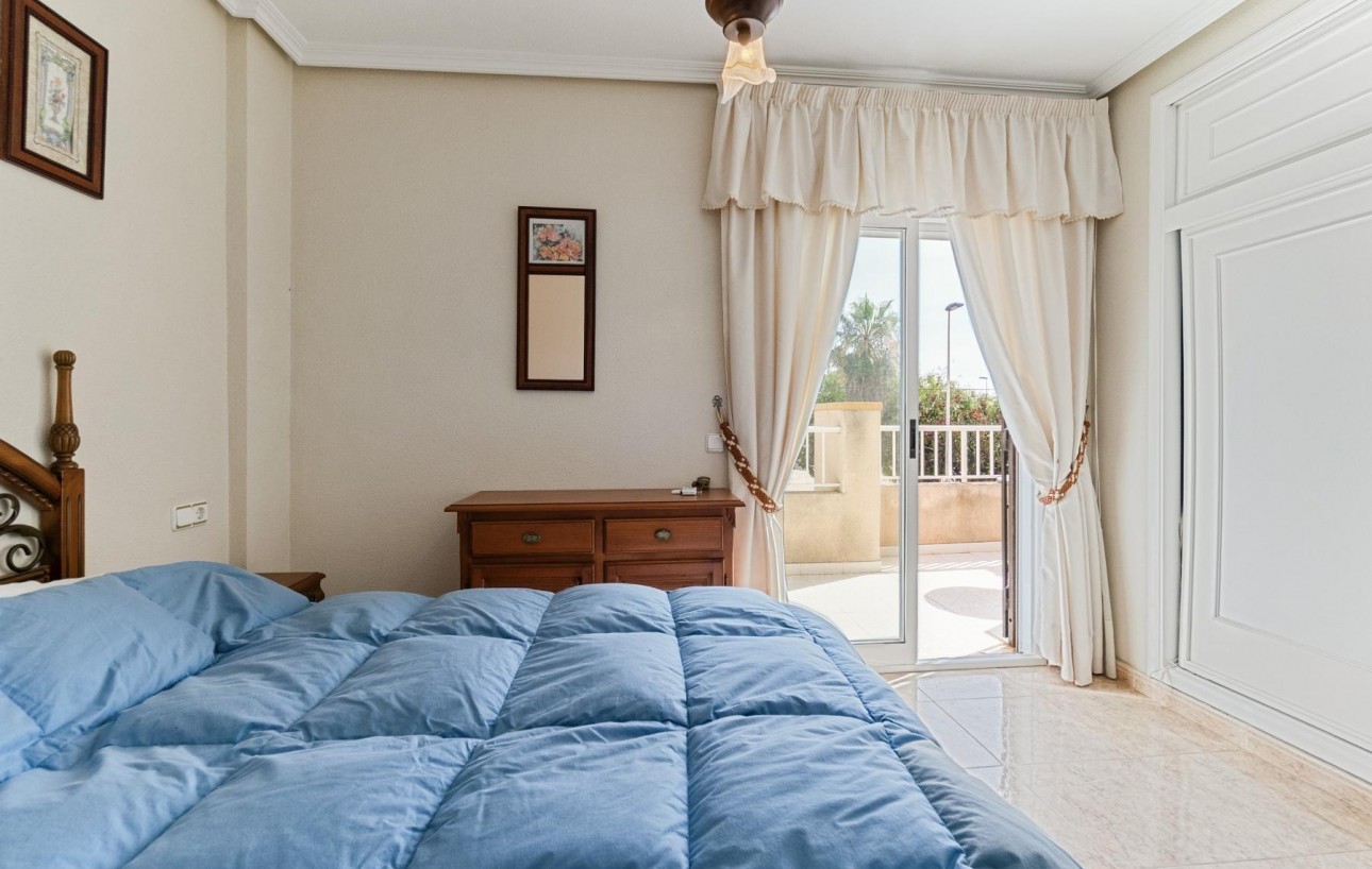 Venta - Chalet - Torrevieja - Zona los Frutales