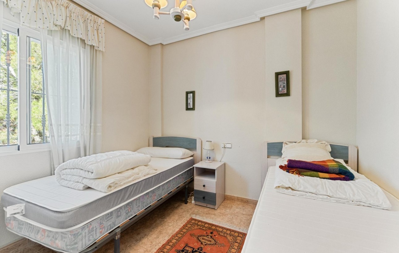Venta - Chalet - Torrevieja - Zona los Frutales